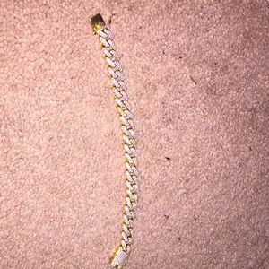 14mm Cuban bracelet. Gold plated. Brand new.